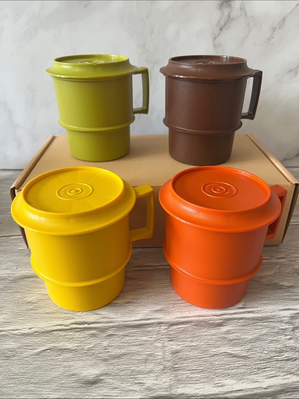 Vintage 1970s Tupperware Harvest Stackable Coffee Mugs With Lids/Coasters